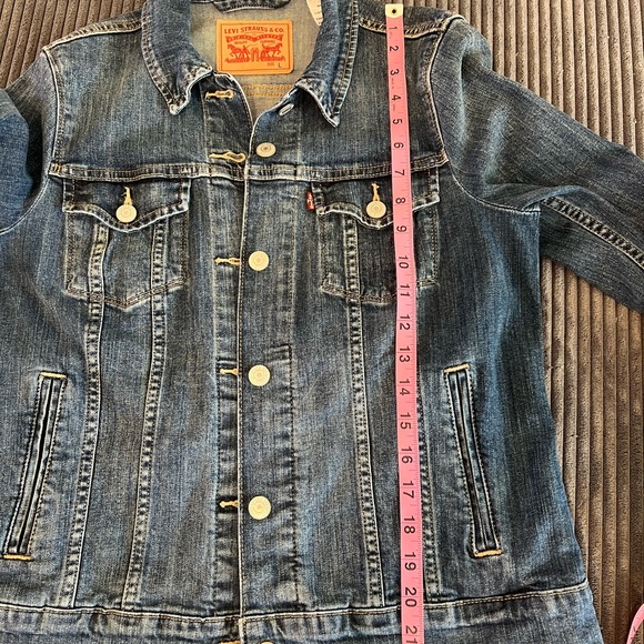 Levi's Blue Jean Jacket - Picture 9 of 10